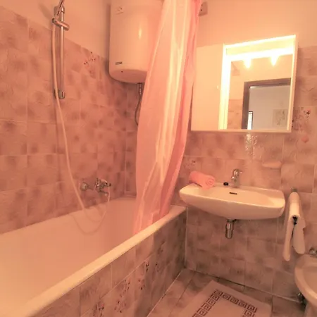 Gianna Ap3 Apartment